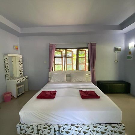 Oyo 966 Boss Khaoyai Hotel Ban Bung Toei Exterior photo