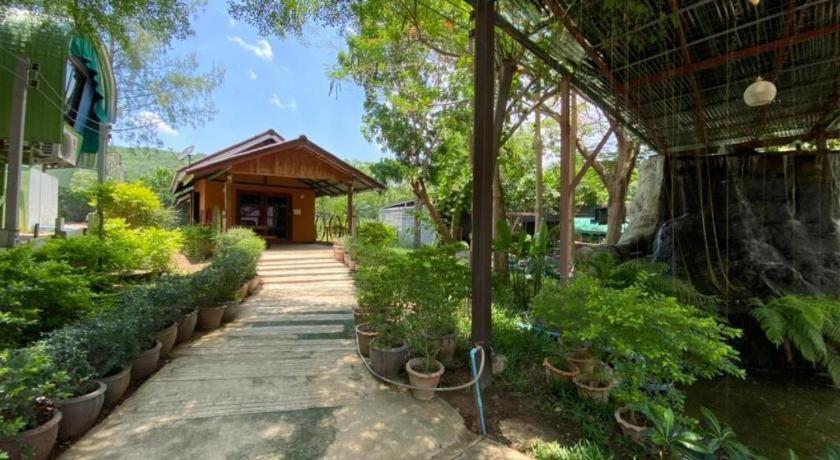 Oyo 966 Boss Khaoyai Hotel Ban Bung Toei Exterior photo